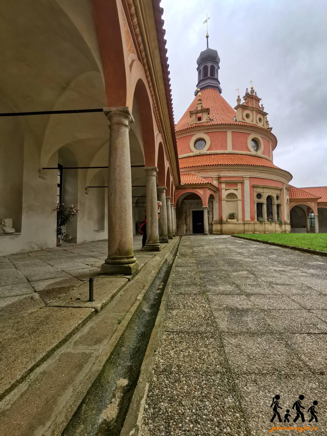 hudební pavilon Rondel s podloubím