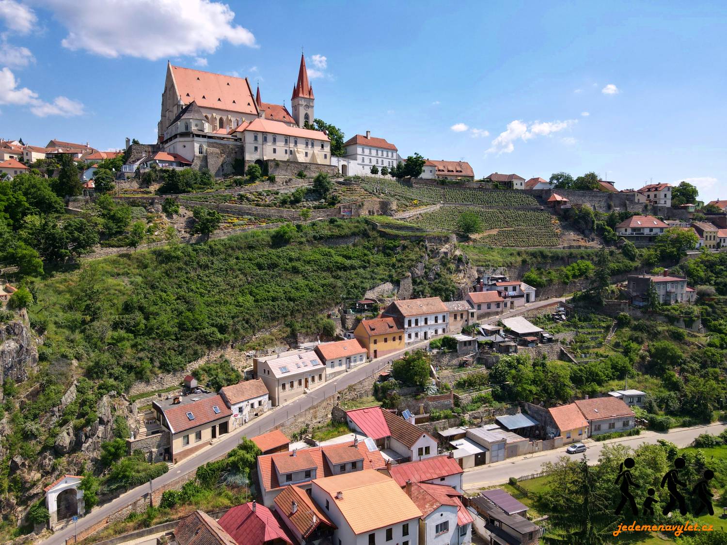 letecký pohled na Znojmo