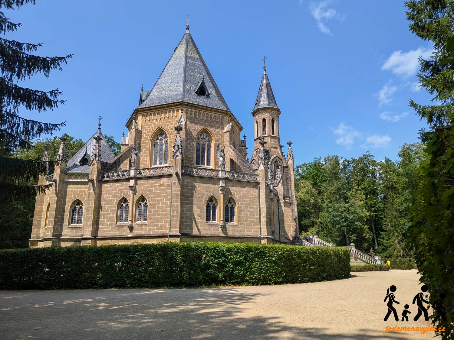 Schwarzenberská hrobka