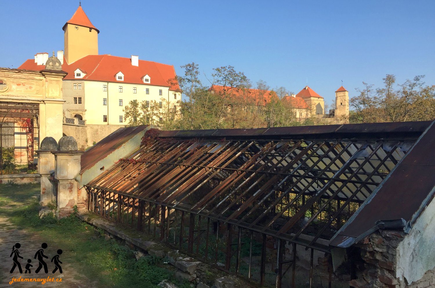 staré skleníky a hrad Veveří