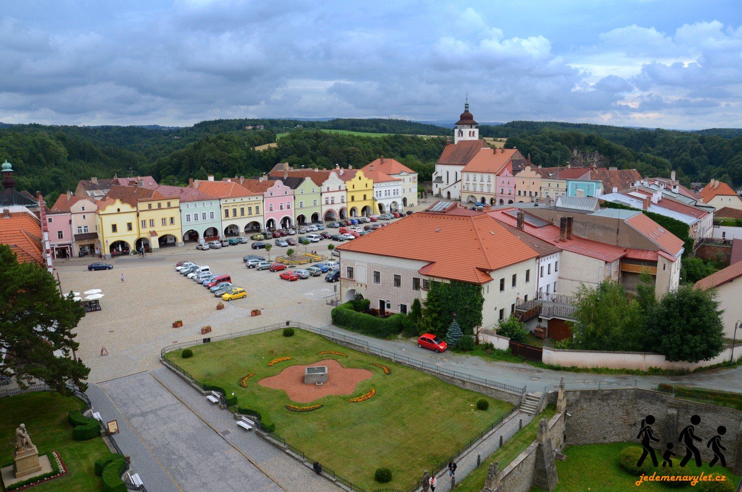 Nové Město nad Metují výhled na náměstí