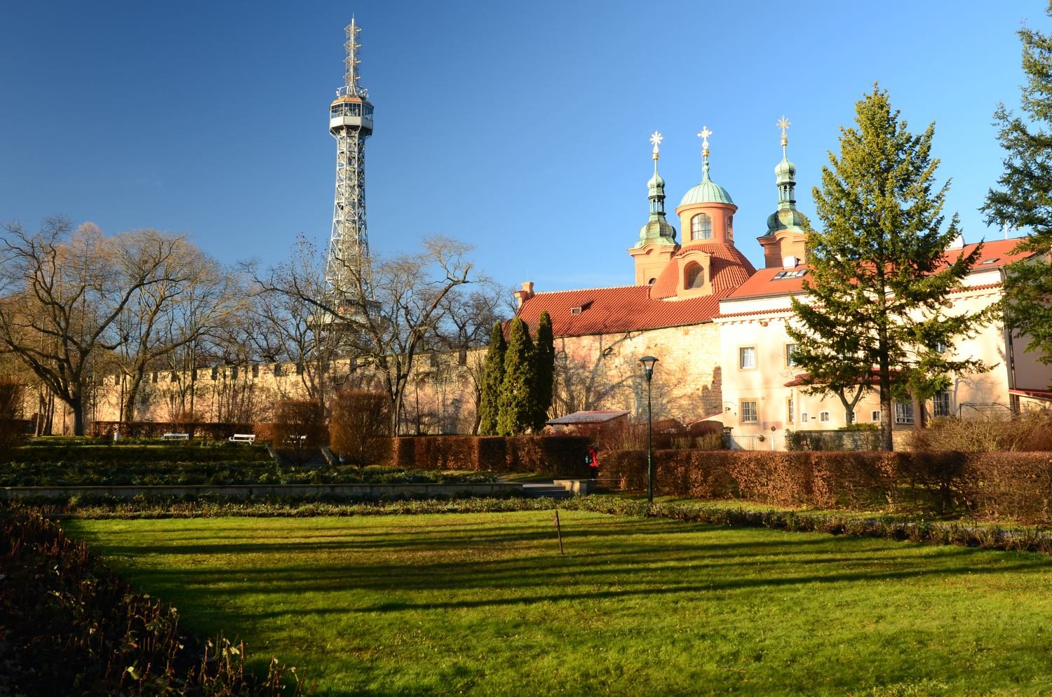 13 Petřín, Strahov, Hrad